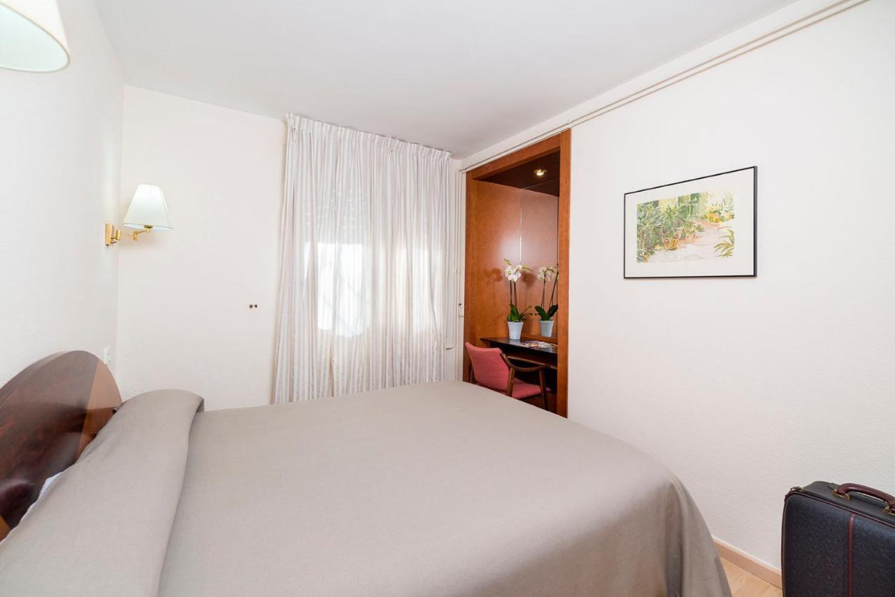יורט דה מאר Apartamentos Guitart מראה חיצוני תמונה