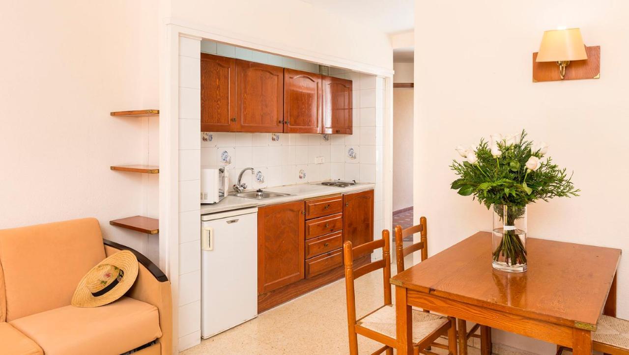 יורט דה מאר Apartamentos Guitart מראה חיצוני תמונה