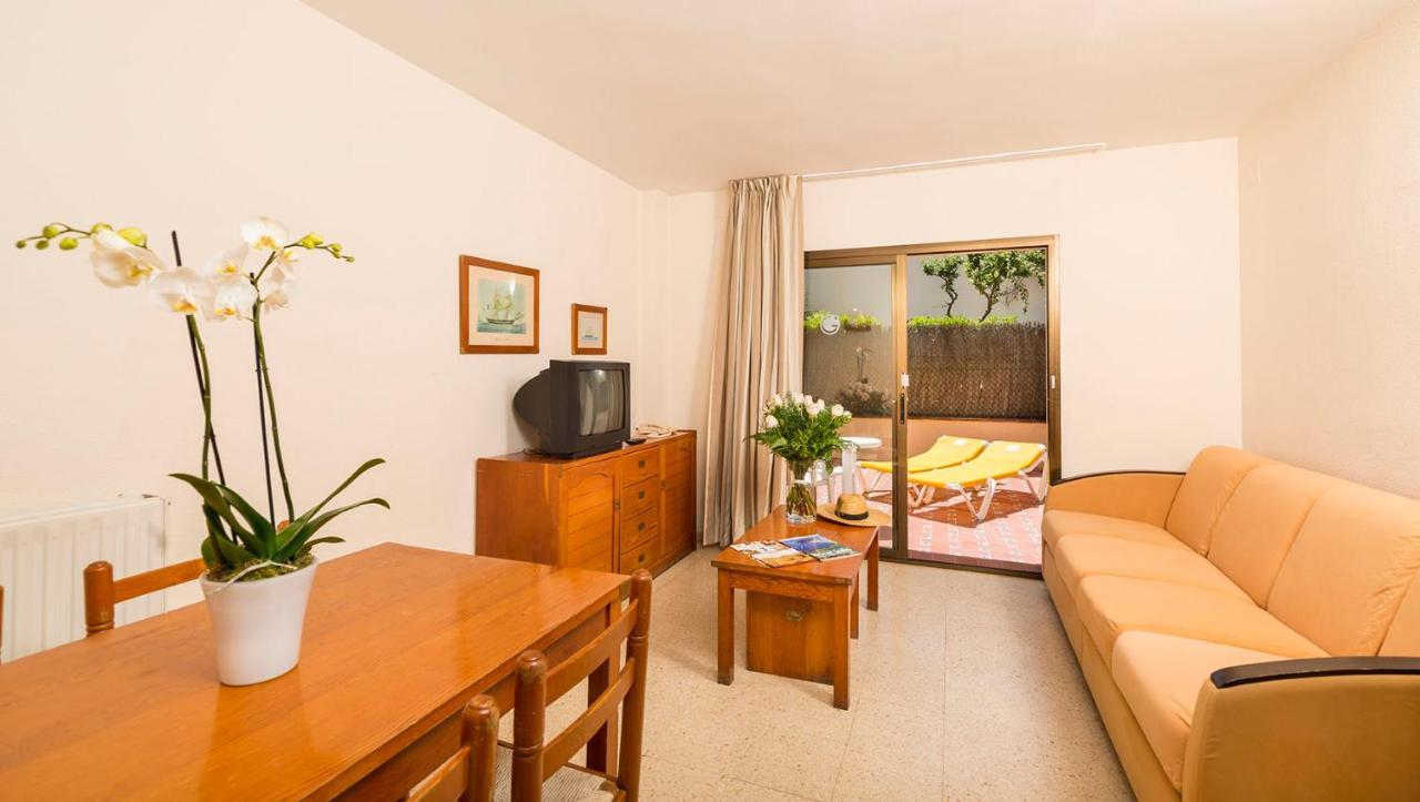 יורט דה מאר Apartamentos Guitart מראה חיצוני תמונה