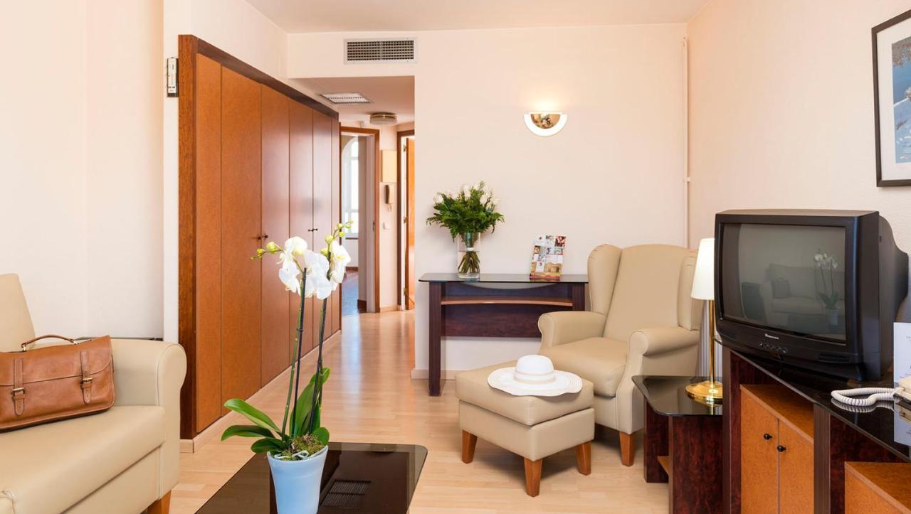 יורט דה מאר Apartamentos Guitart מראה חיצוני תמונה